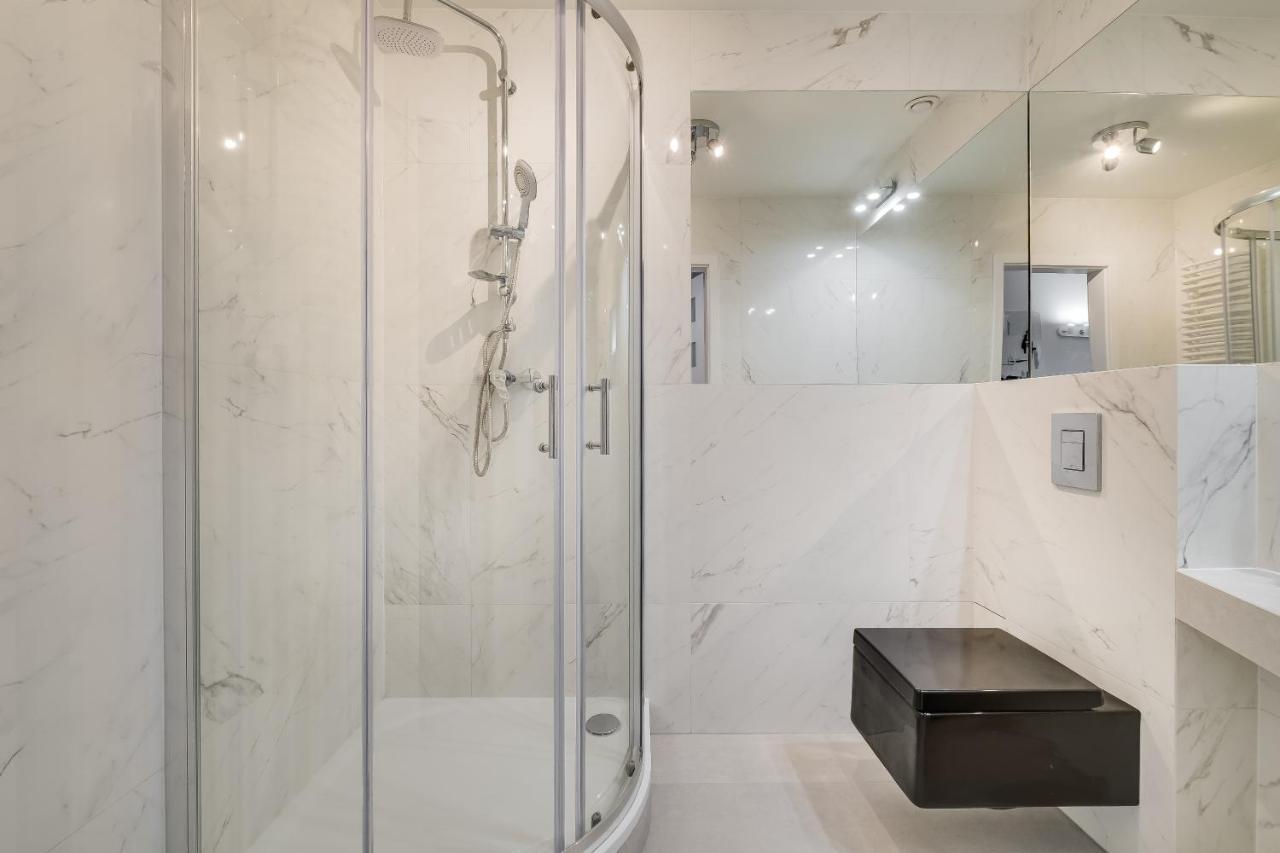 Savoy Mariacka Apartments カトヴィツェ エクステリア 写真